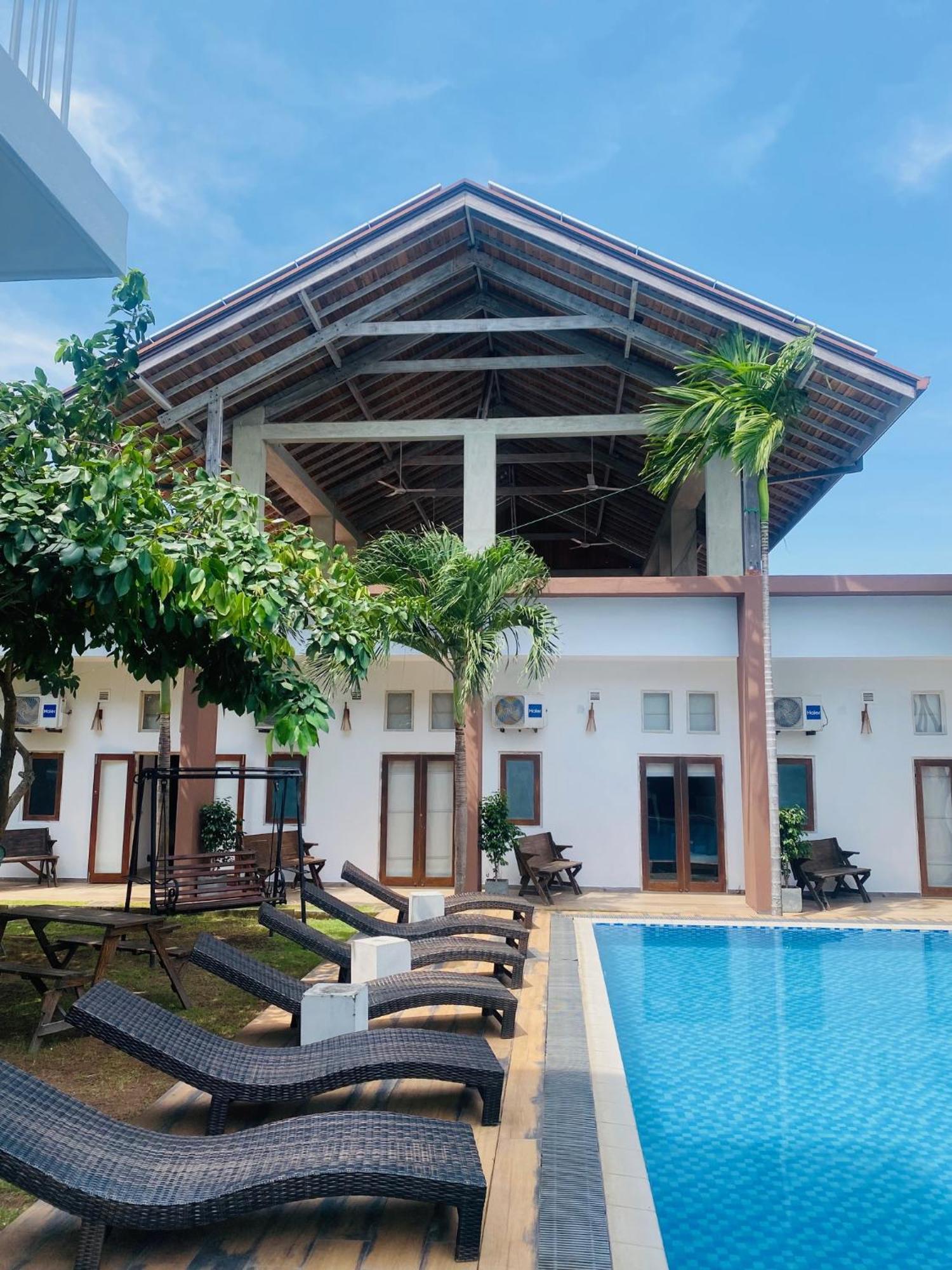 Hotel Cloud 9 Negombo Zewnętrze zdjęcie