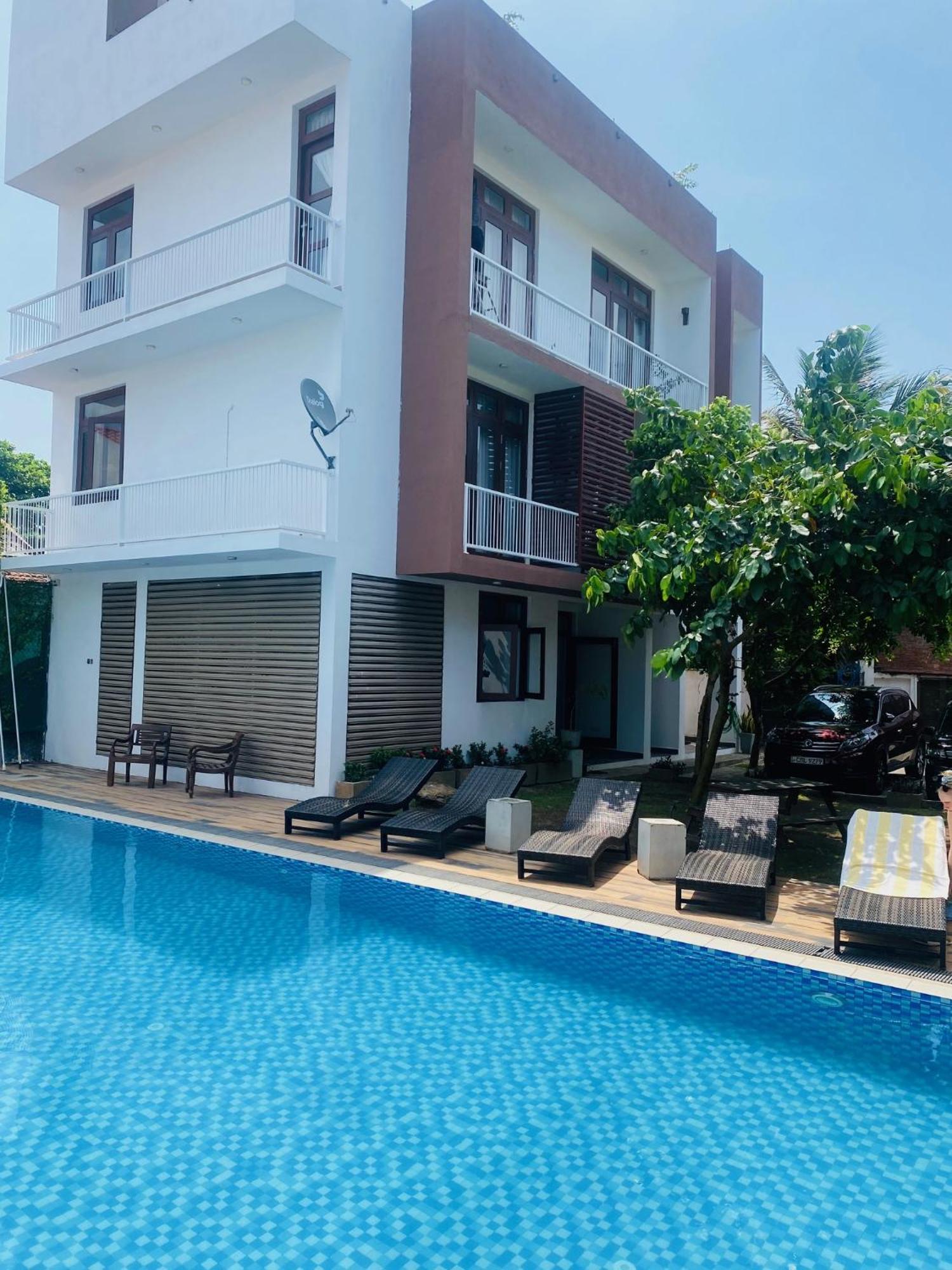 Hotel Cloud 9 Negombo Zewnętrze zdjęcie