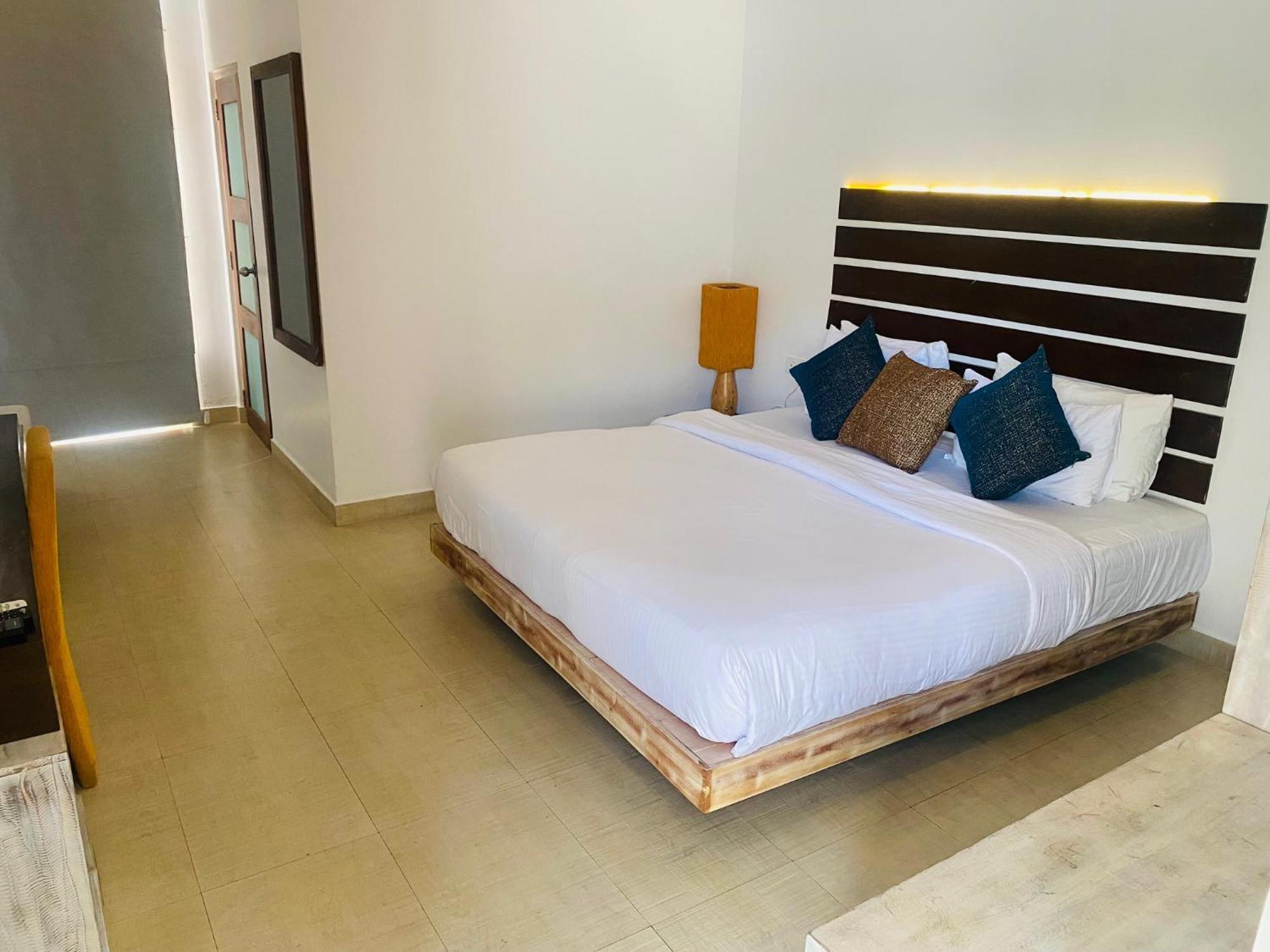 Hotel Cloud 9 Negombo Zewnętrze zdjęcie